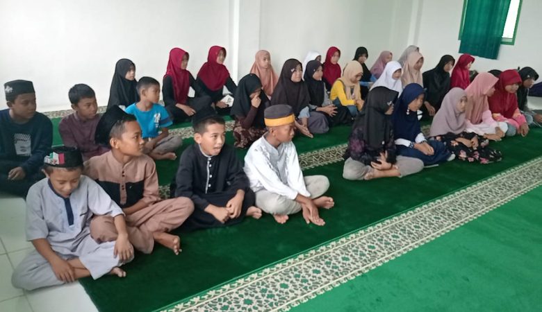 Pimpinan Pesantren Al-Madani Sinjai Membuka Kegiatan Bina Ramadhan, ini pesannya