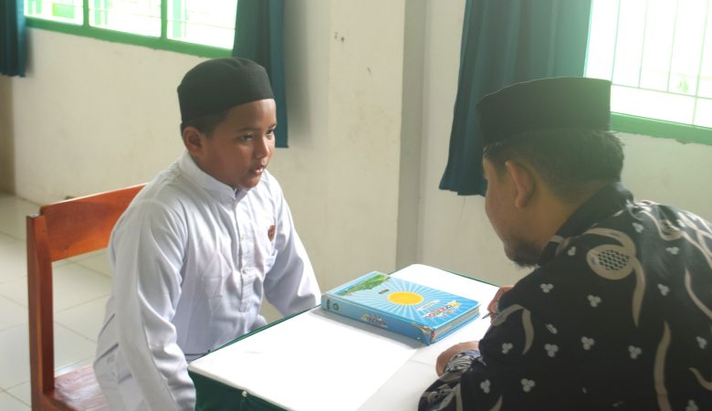 Tes Masuk Calon Santri Pendaftar Inden Pesantren Al-Madani Berjalan Lancar