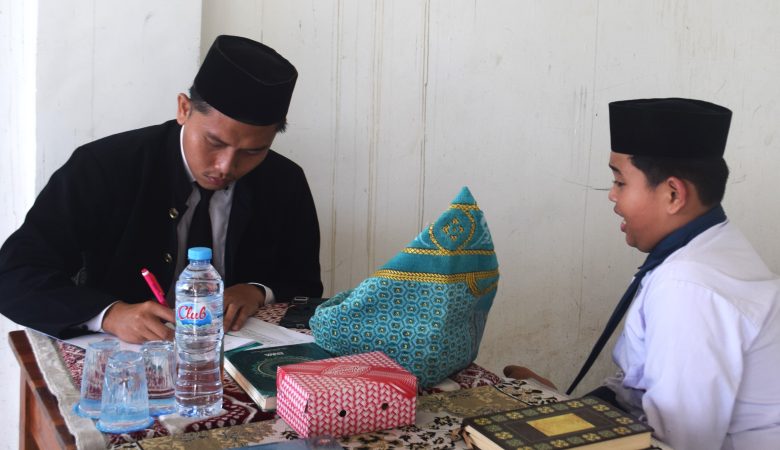 Ujian Lisan Santri Al-Madani: Mengasah Kemampuan, Membentuk Karakter